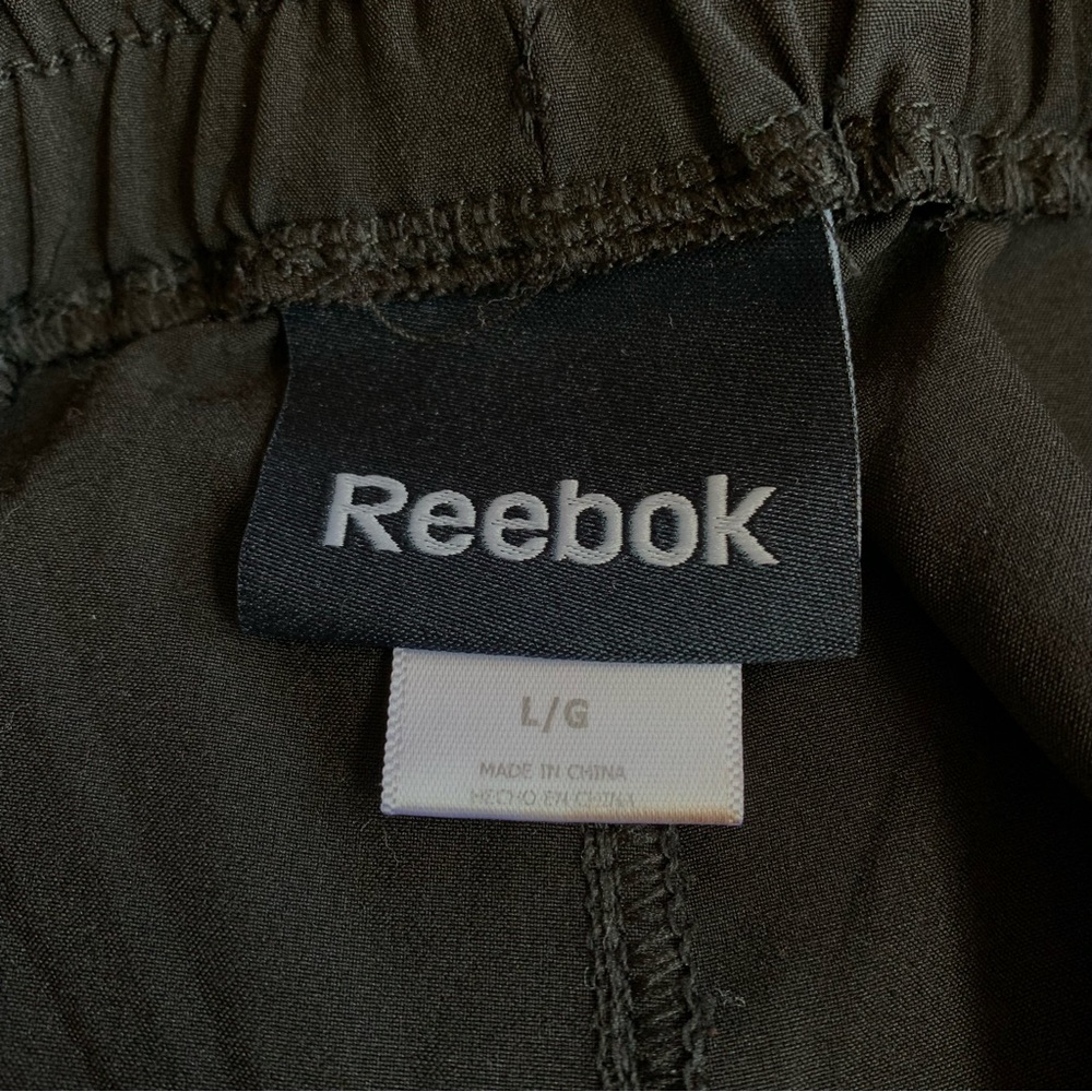 Women’s Reebok shorts - Picture 3 of 3